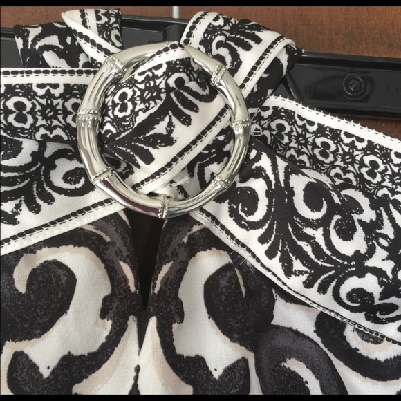 New w/o tags halter neck top. - Picture 2 of 3